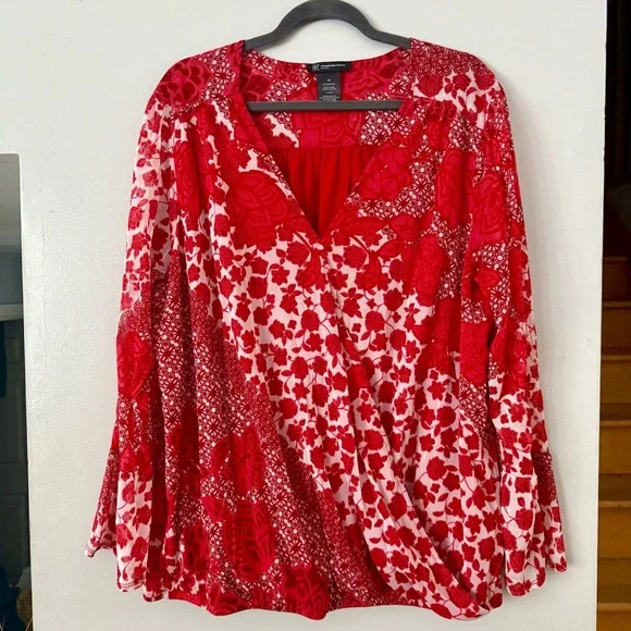 INC International Concepts Vibrant Red and White Patterned Blouse - Picture 1 of 6
